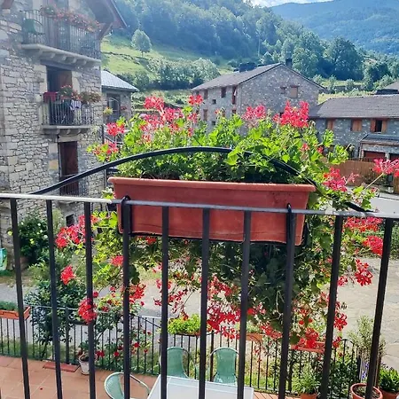 Apart. Casa Juaneta Pirineo-ordesa Apartamento *